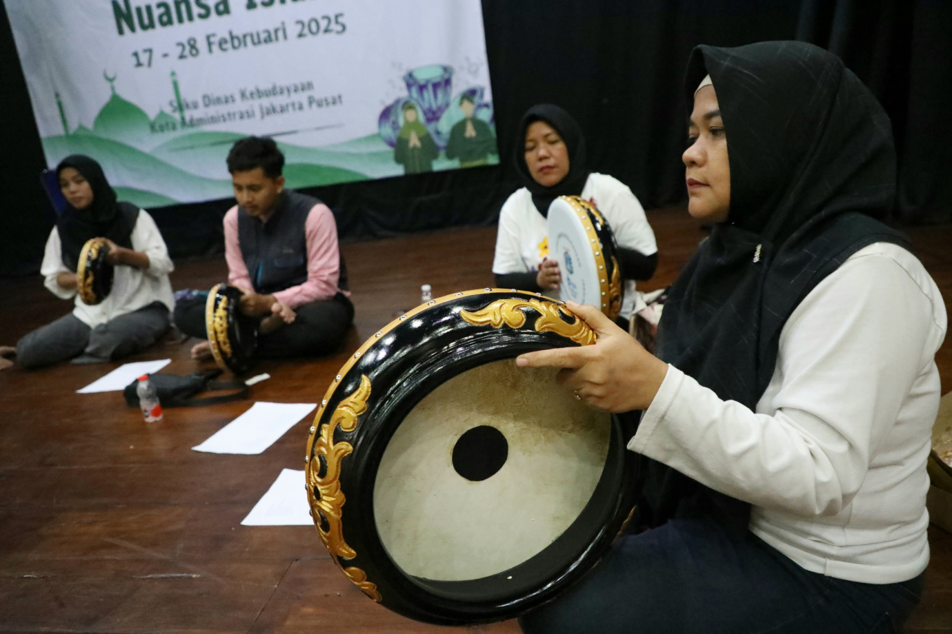 2 Sudin Kebudayaan Jakpus Gelar Pelatihan Seni Musik Nuansa Islami_2.jpg