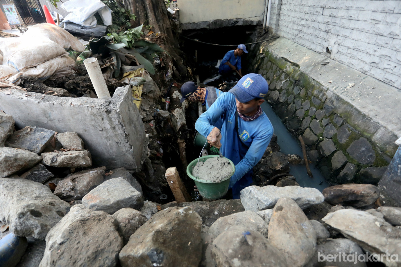 1 Perbaikan turap_1.jpg