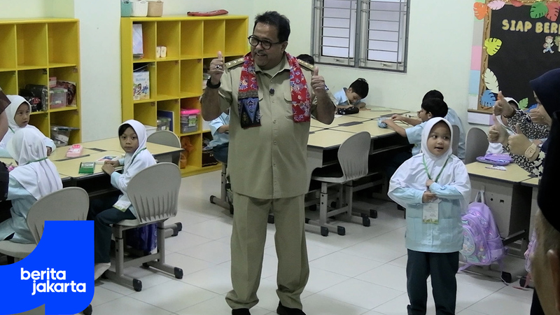 Wagub Tinjau Pelaksanaan MPLS di Jakarta Selatan
