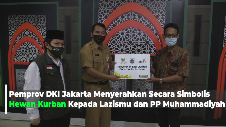 2807_GERALD_DKI SERAHKAN SAPI KURBAN KEPADA LAZIS DAN MUHAMMADIYAH.mp4