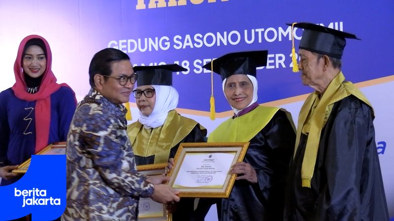 Ilmu Tak Kenal Usia