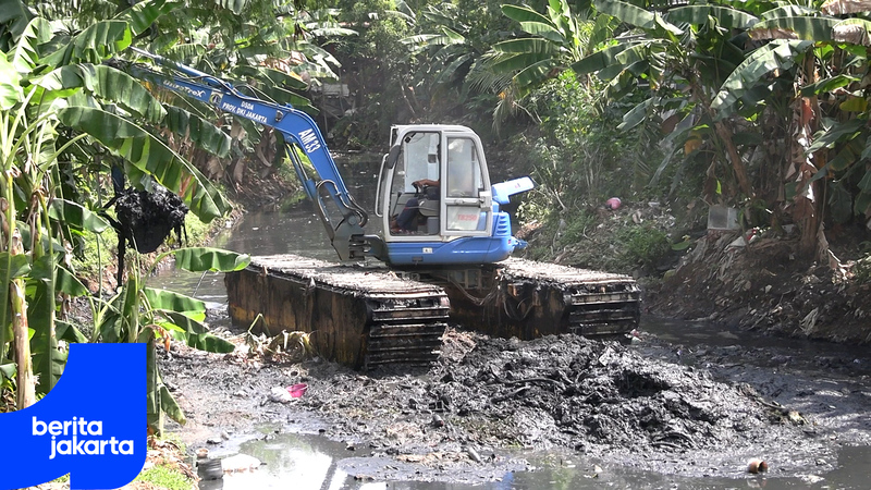Pengerukan Kali Sunter Segmen I Gusti Ngurah Rai Terus Dikebut