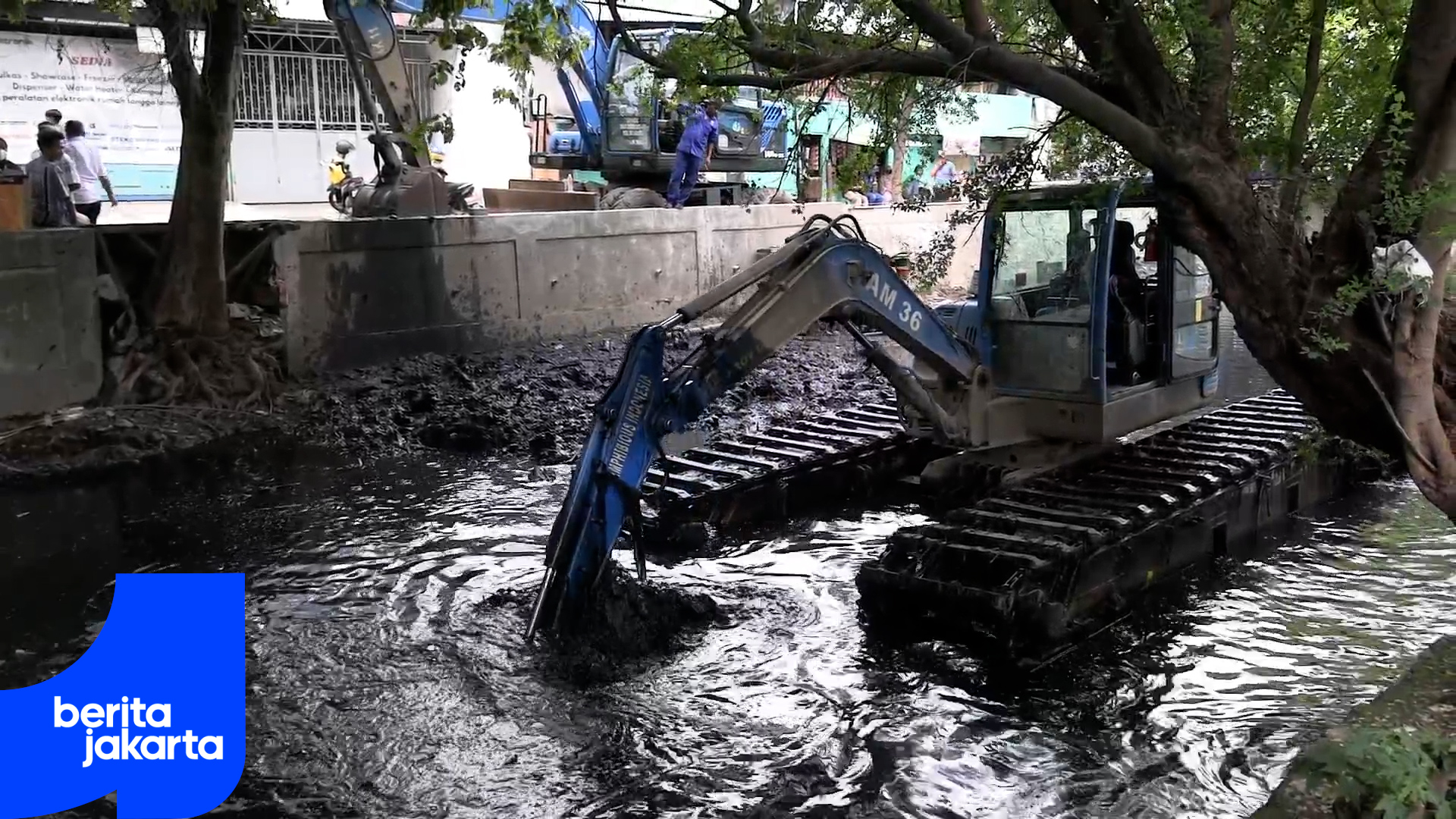 Warga Apresiasi Pengerukan dan Pembangunan  Turap Kali Mati