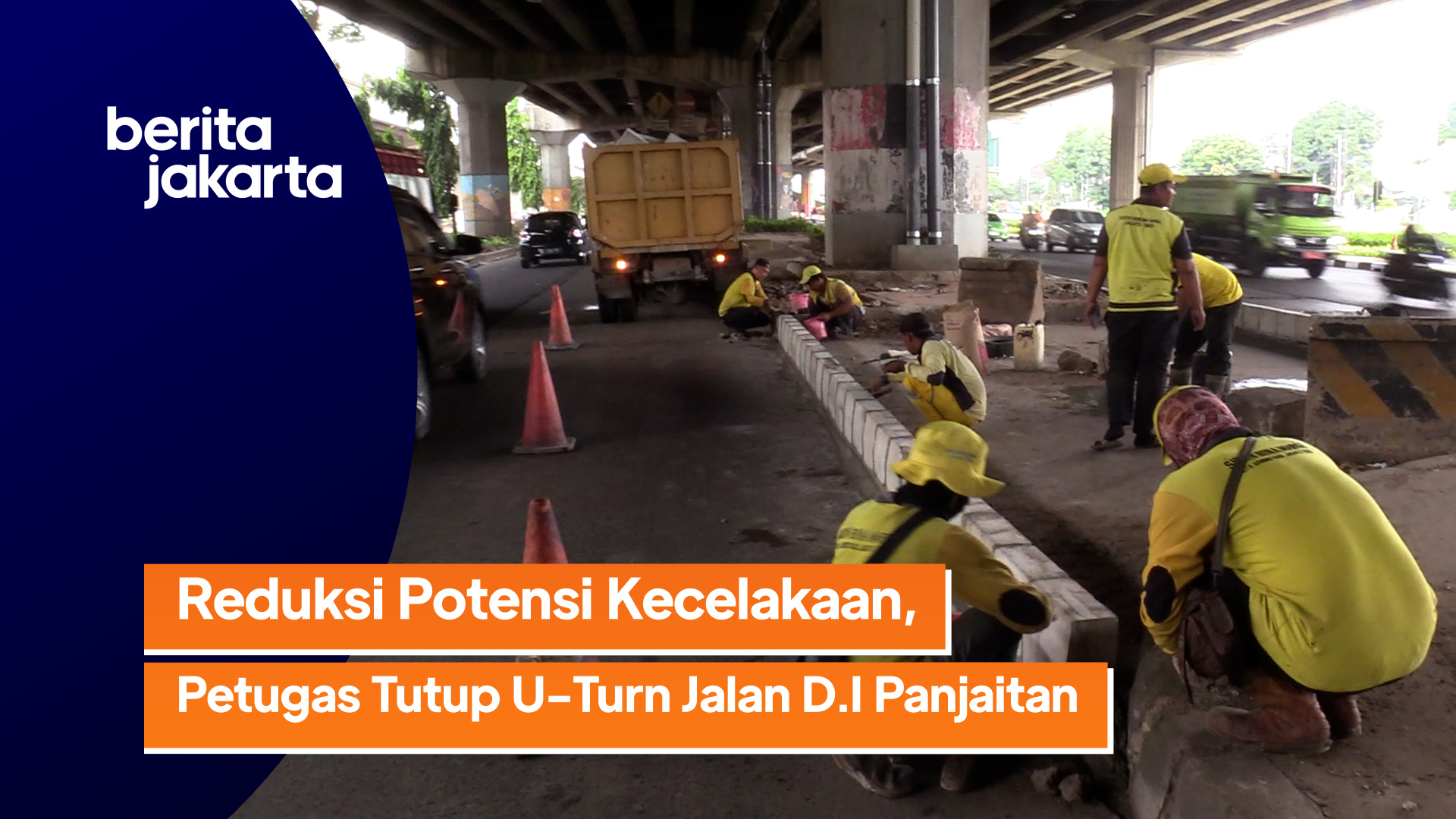 2407_Ramdhoni_Satpel Bina Marga Jatinegara Tutup U-Turn di Jalan D.I Panjaitan.mp4