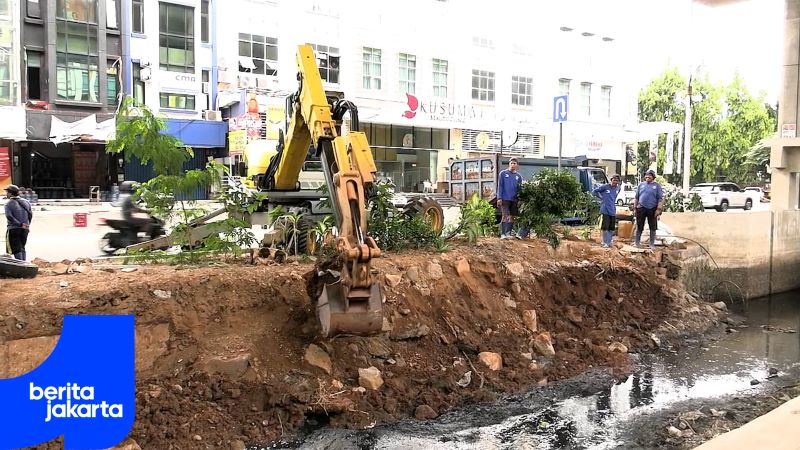 Satpel SDA Kelapa Gading Perbaiki Turap Penghubung Bulevar Timur