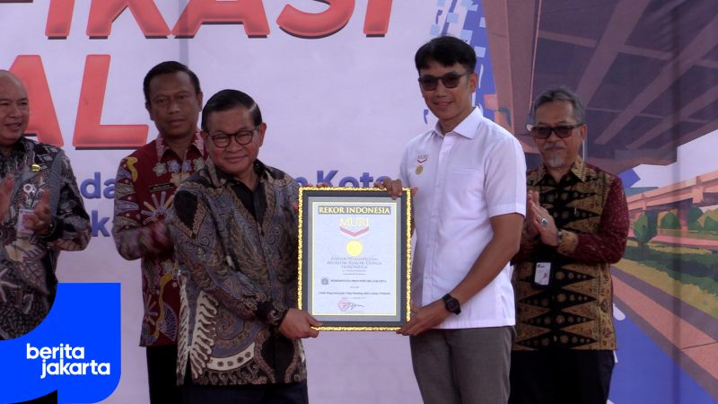 Pecahkan Rekor MURI, Pramono Buka Pembuatan Mural Sepanjang 18 Kilometer