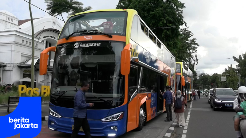 Transjakarta Luncurkan Bus Open Top Tour Jakarta Heritage 