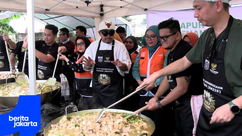 Baznas Bazis Dirikan Dapur Umum Korban Banjir di Jaktim