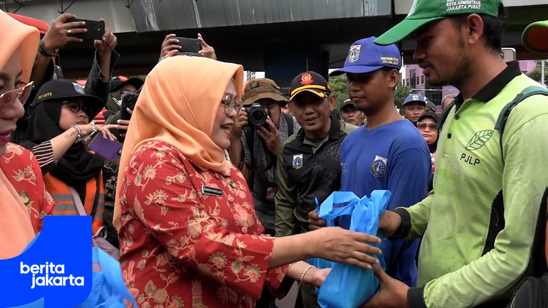 Working Hard to Protect Jakarta, Rainbow Troops Receive Appreciation