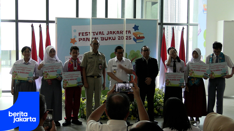 Pramono Buka Festival Jakarta Panen Buku 2025