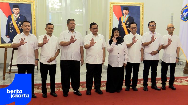 Pramono Lantik Anggota KPID DKI Jakarta Periode 2025-2028