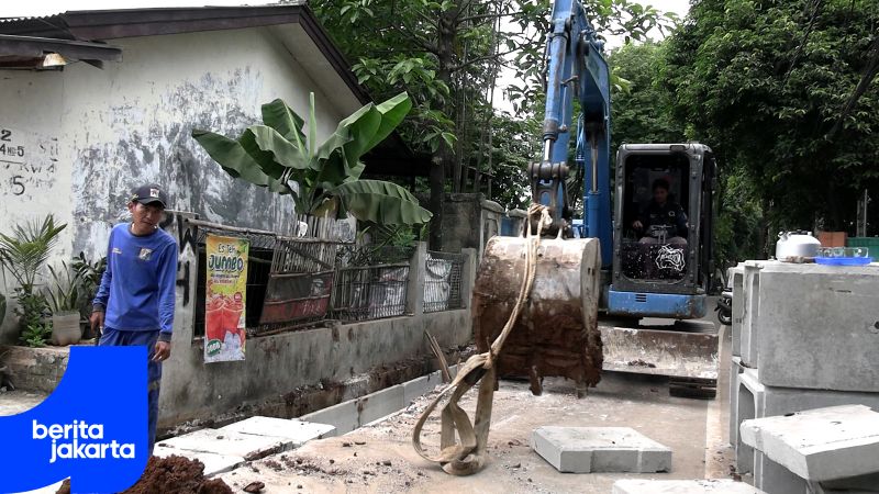 Antisipasi Genangan, Saluran Air di Jalan Batas II Dinormalisasi 