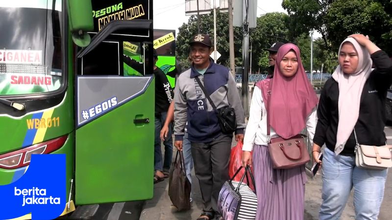  Arus Balik Nataru Masih Tinggi di Terminal Kampung Rambutan