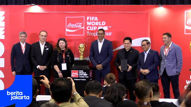 Pramono Bangga Jakarta Disambangi FIFA World Cup Trophy Tour