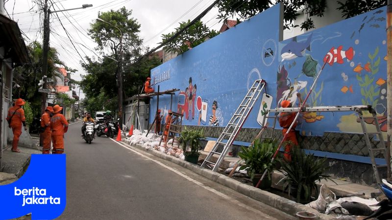 Jalan Cikoko Barat I Dipercantik Mural dan Tanaman Hias 