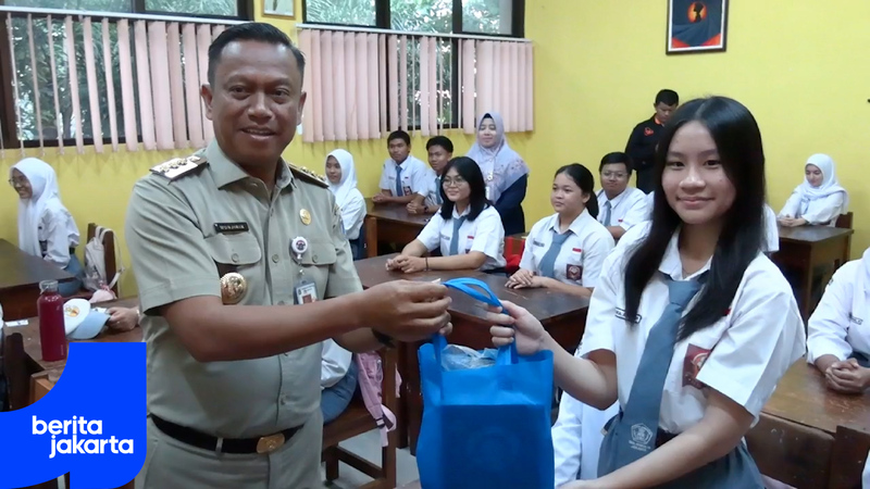 Tinjau MPLS, Wali Kota Jaktim Imbau Bahaya Kekerasan dan Perundungan