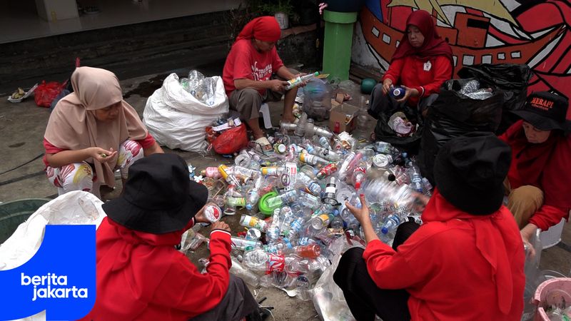 Aksi Swadaya Warga Kelurahan Ciganjur Kelola Bank Sampah