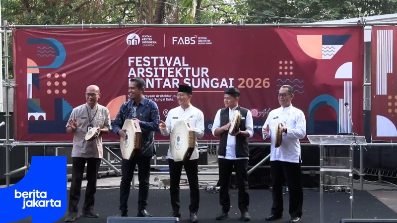 Menikmati Keseruan Festival Bantar Sungai di BKT