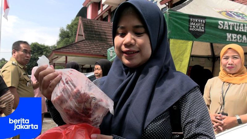 Kecamatan Kebon Jeruk Gelar Bazar Daging Murah Jelang Hari Raya
