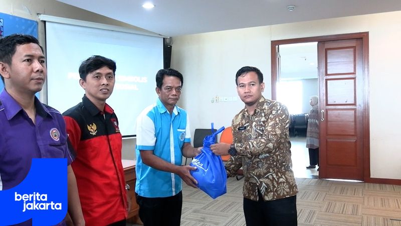 May Day: West Jakarta Hosts Gathering and Distributes Hundreds of Aid Packages