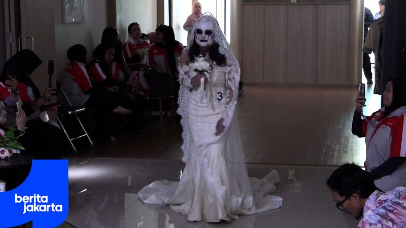 Showcasing the Makeup Creativity of East Jakarta PPKD Trainees