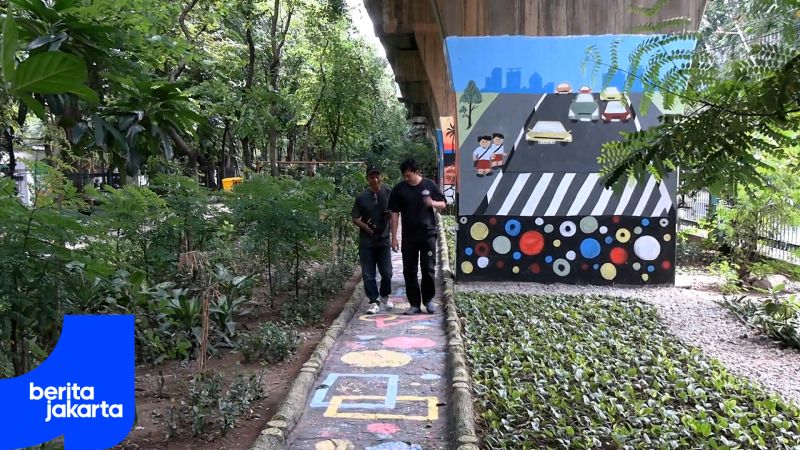 Kelurahan Karang Anyar Tata Kolong Rel Jadi Ruang Terbuka Hijau