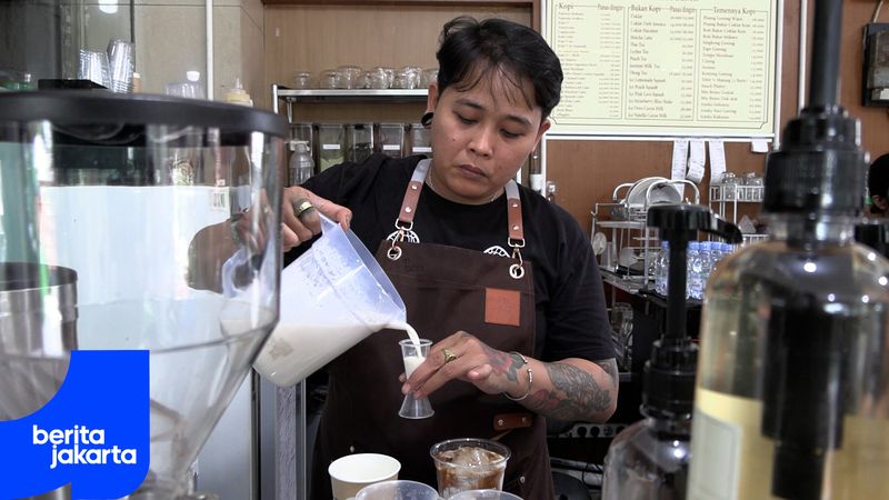 Menyambangi Kedai Kopi Bemo yang Sudah Ada Sejak 1965 di Rawamangun