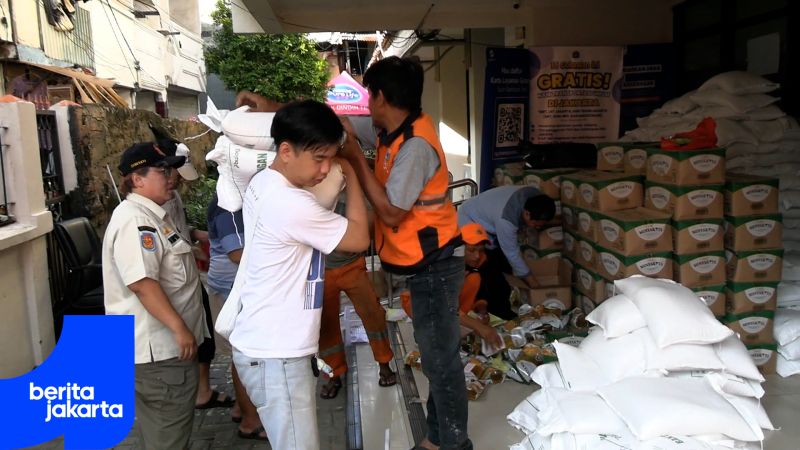 3.146 Warga Karang Anyar Terima Bantuan Pangan