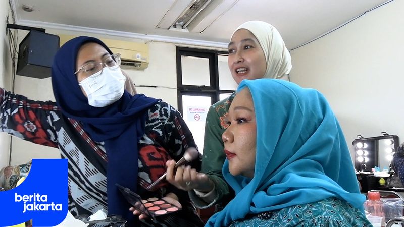 Pelatihan Tata Rias di Kelurahan Kebon Kosong Disambut Antusias Warga