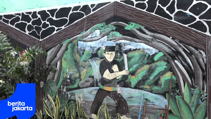 Mural Edukatif Hiasi Kampung Silat Rawa Belong