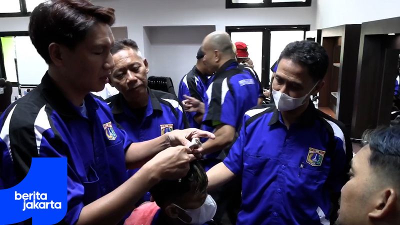 Perdana, PPKPI Pasar Rebo Hadirkan Pelatihan Barbershop