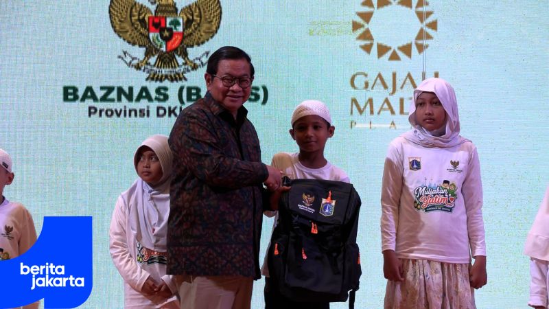 Pemprov DKI dan Baznas Beri Santunan Ribuan Anak Yatim