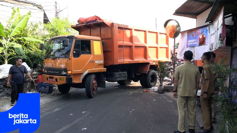 Tumpukan Sampah di RW 07 Benhil Tuntas Dibersihkan