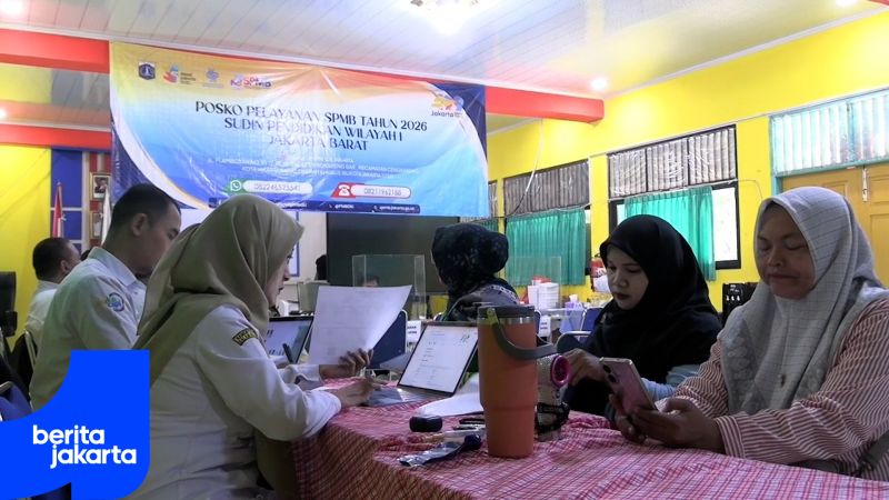 Warga Apresiasi Layanan Posko Utama SPMB di SMPN 108 Cengkareng