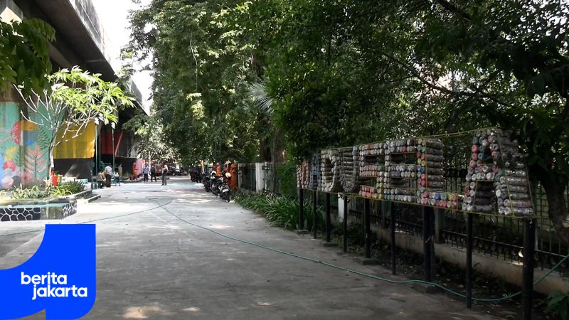 Kolong Perlintasan KRL Mangga Besar Dipercantik Taman hingga Sarana Olahraga