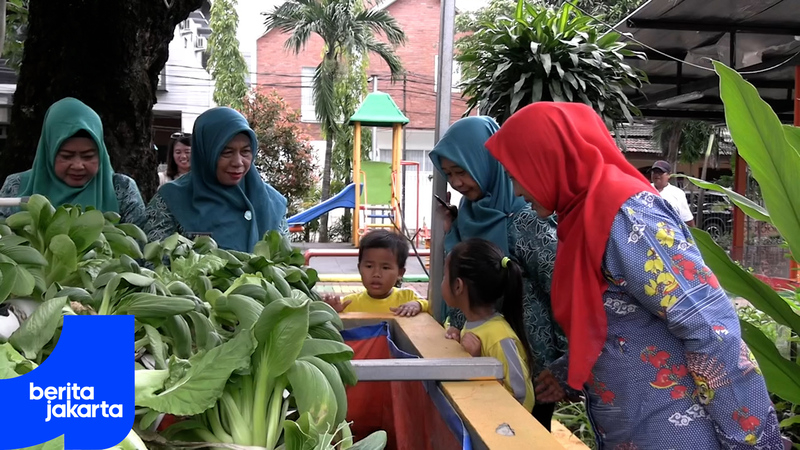 RPTRA Manuver Perkuat Edukasi Pangan Melalui Urban Farming