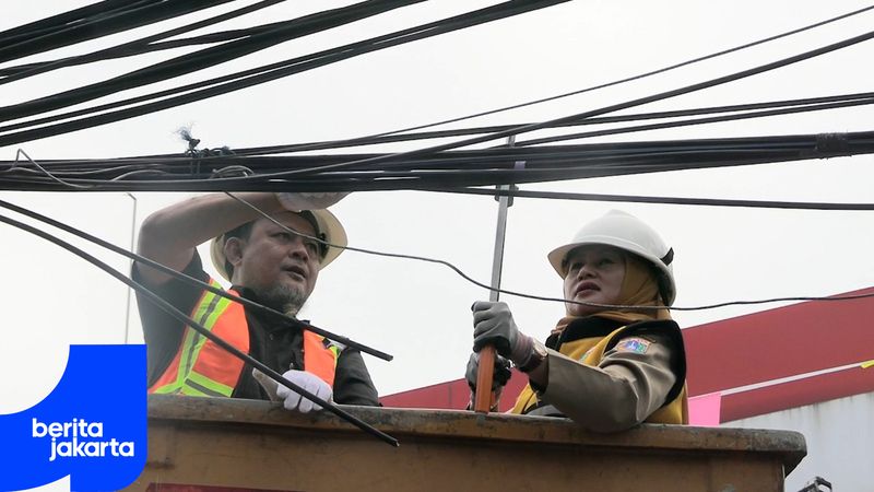 West Jakarta Bina Marga Sub-agency Manages Aerial Cables on Jalan Peta Barat