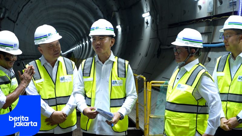 MRT Project 59.7% Complete, Says Pramono While Accompanying VP
